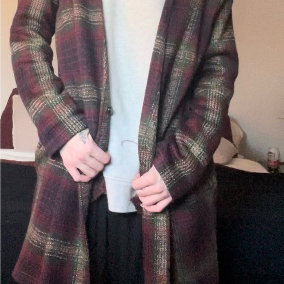 Never worn UNIF Plaid Cardigan urban outfitters - Picture 8 of 9